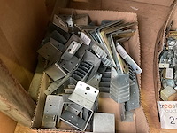 Balkdragers en hoek verbinders - afbeelding 2 van  6