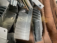 Balkdragers en hoek verbinders - afbeelding 4 van  6