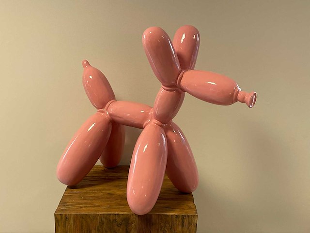 Ballonhond roze / balloondog pink h50cm - afbeelding 1 van  1