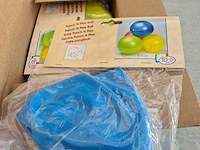 Ballonnen blazen - caleidoscoop - grote ballen - regenstaaf - jojo's - afbeelding 3 van  6