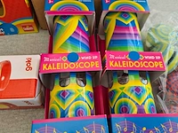 Ballonnen blazen - caleidoscoop - grote ballen - regenstaaf - jojo's - afbeelding 5 van  6