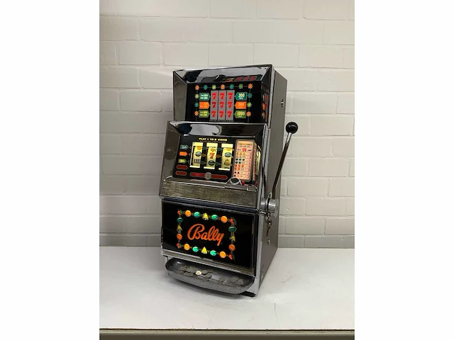 Bally - 1969 - 1045 triple 7 - slotmachine - afbeelding 3 van  12