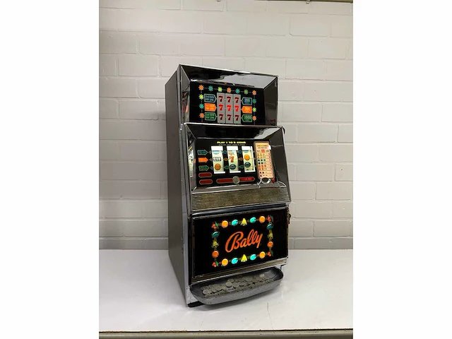 Bally - 1969 - 1045 triple 7 - slotmachine - afbeelding 5 van  12