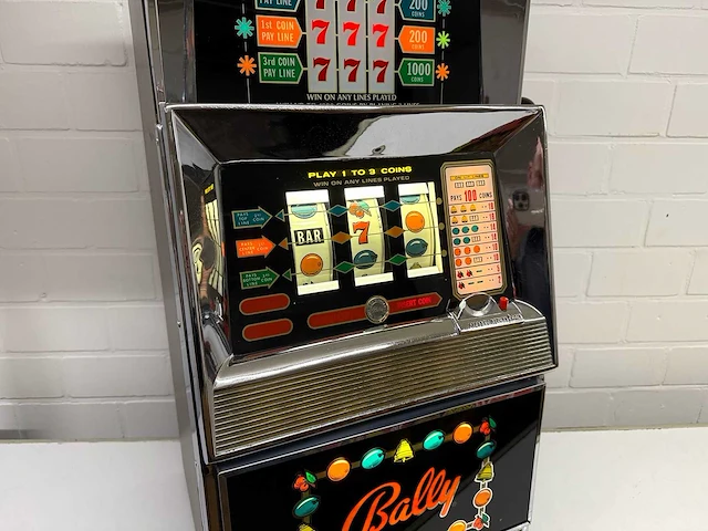 Bally - 1969 - 1045 triple 7 - slotmachine - afbeelding 7 van  12