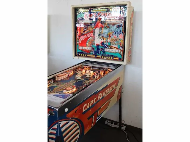 Bally - captain fantastic - flipperkast - afbeelding 4 van  9