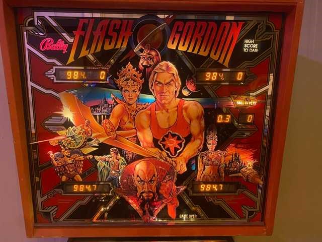 Bally - flash gordon - flipperkast - afbeelding 1 van  7