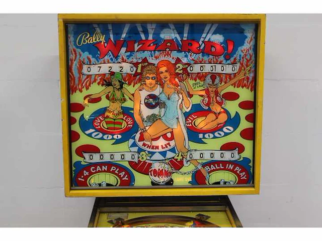 Bally - wizard - flipperkast - afbeelding 1 van  8