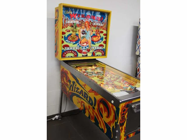 Bally - wizard - flipperkast - afbeelding 3 van  8