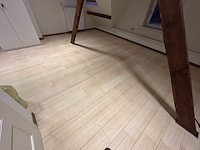Bamboe parket (+/- 32 m²) - 3de verdiep - afbeelding 4 van  4
