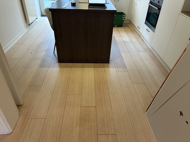 Bamboe parket (1ste verdieping) plm 30m² - afbeelding 4 van  5