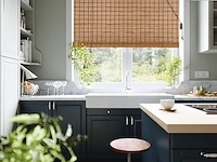 Bamboe rolgordijn halfdoorschijnend 90x180cl donkerbruin - afbeelding 2 van  4