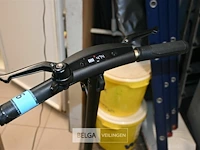 Bamox elektrische step - afbeelding 7 van  11