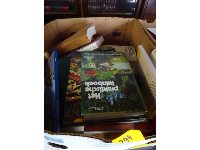 Bananendoos boeken - afbeelding 1 van  2