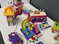 Banbao - doos bouwblokken - compatibel met lego - thema trendy beach - mix artikelnummers - afbeelding 2 van  9
