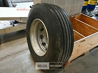 Band - merk : michelin - band op ganten - 10 gaten - afbeelding 1 van  4