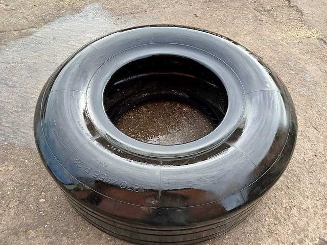 Band - ongebruikt 1270x455r22 - tubeless - afbeelding 1 van  3