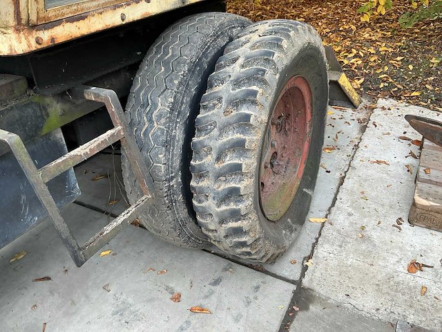 Banden graafmachine - afbeelding 7 van  11