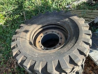 Banden graafmachines - afbeelding 2 van  4