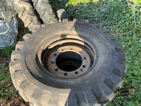 Banden graafmachines - afbeelding 4 van  4