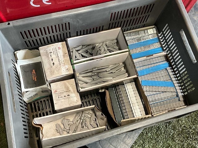 Banden montage en demontage wisselaarmachine - afbeelding 11 van  14