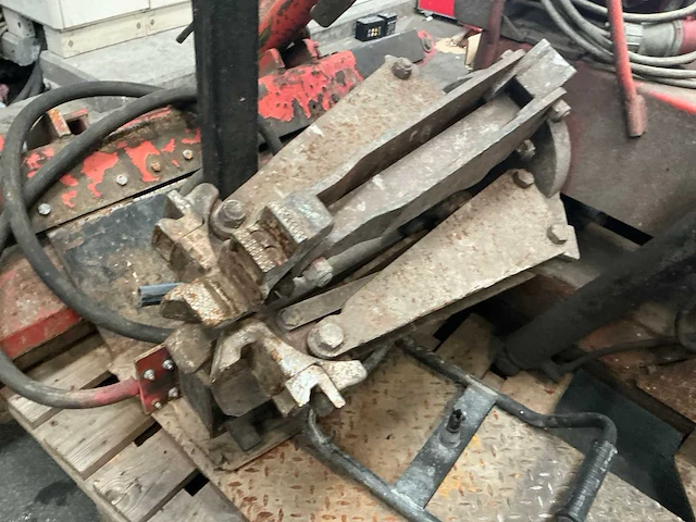 Bandenmachine - afbeelding 5 van  7