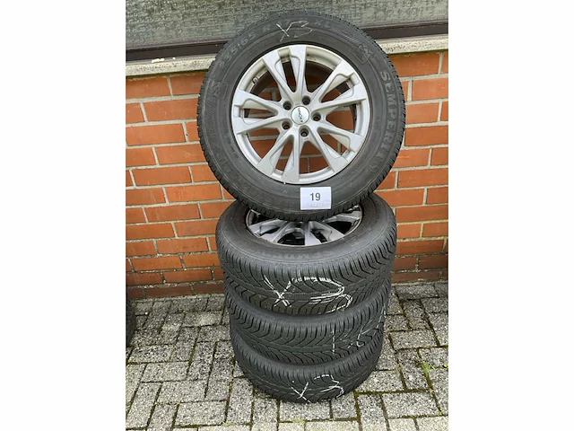 Bandenset semperit(winter)235/65r17 - afbeelding 6 van  8