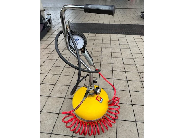 Bandenvulpomp meclube - afbeelding 1 van  4