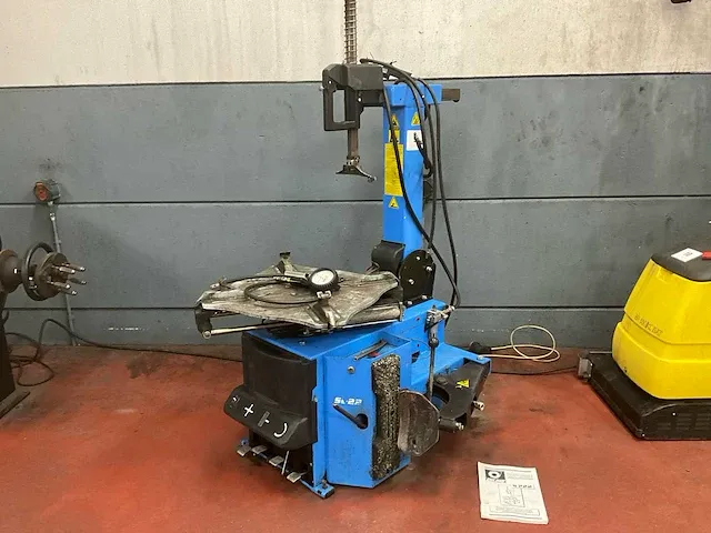 Bandenwisselmachine giuliano s222 - afbeelding 1 van  8