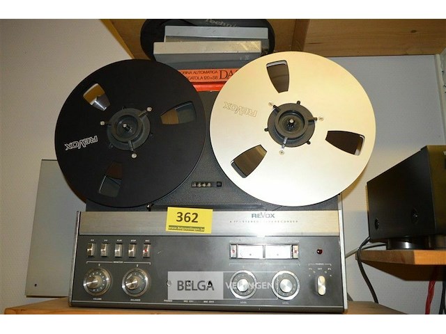 Bandrecorder revox met extra banden - afbeelding 1 van  4