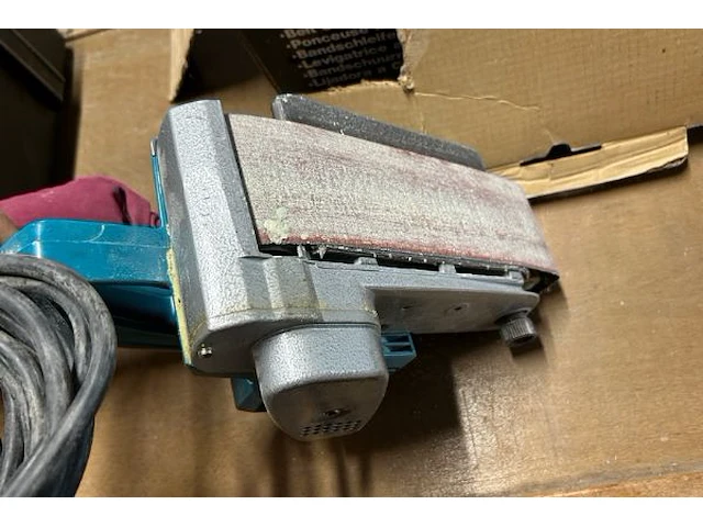 Bandschuurmachine makita - afbeelding 5 van  6
