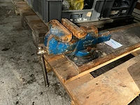 Bankschroef op plaat