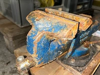 Bankschroef op plaat - afbeelding 2 van  3