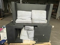 Bankstel 2x 1-zit 1x 2-zit met tafel en kussens voor buiten - afbeelding 4 van  5