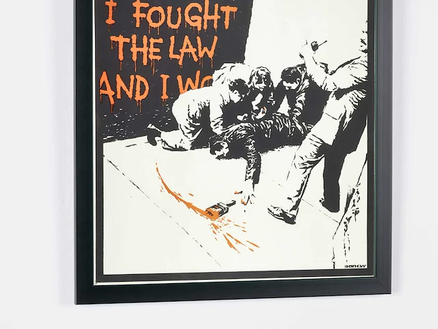 Banksy (after) - "i fought the law" - 50x50 cm - gelimiteerde oplage 30 stuks - certificaat - afbeelding 4 van  5