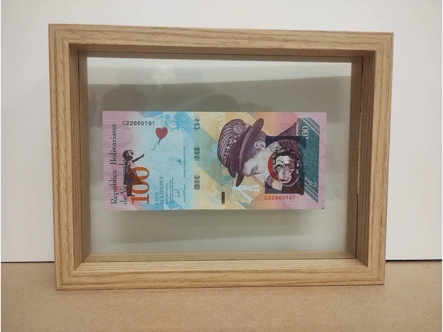 Banksy dismaland bill - afbeelding 2 van  3