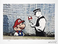 Banksy (geboren 1974), gebaseerd op super mario mushroom cop - afbeelding 1 van  3