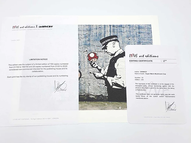 Banksy (geboren 1974), gebaseerd op super mario mushroom cop - afbeelding 2 van  3