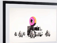Banksy's (after) donuts 1975 -- 70x50 cm - uit privécollectie - nieuwstaat - afbeelding 3 van  4
