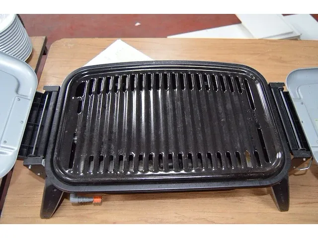 Barbecue tafelmodel campingaz fargo , trappenhek - afbeelding 5 van  8
