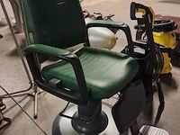Barbier kappersstoel ( zo goed als nieuw ) - afbeelding 1 van  3