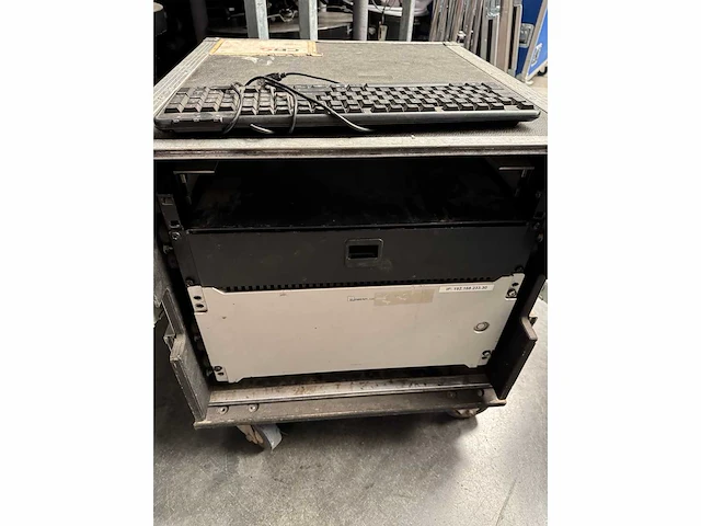 Barco/element labs - cobra c8v - led video wall barco c8v+ processoren en accessoires - afbeelding 5 van  9