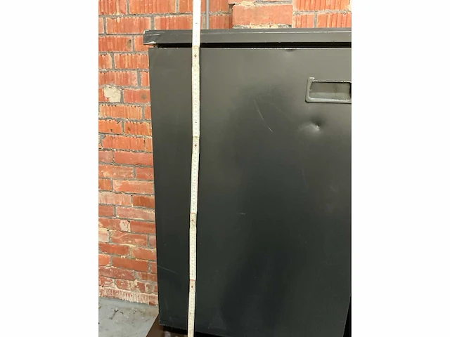 Barkoeling op steigerhouten verrijdbare toog - afbeelding 10 van  12