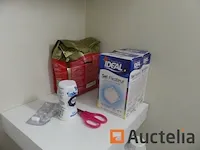 Barkruk, roltafel/tafel, magnetron, koffiemachine, toaster,... - afbeelding 5 van  11