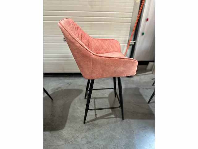 Barkruk roze velvet (4x) - afbeelding 2 van  5