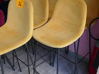 Barkrukken en stoelen - afbeelding 2 van  3