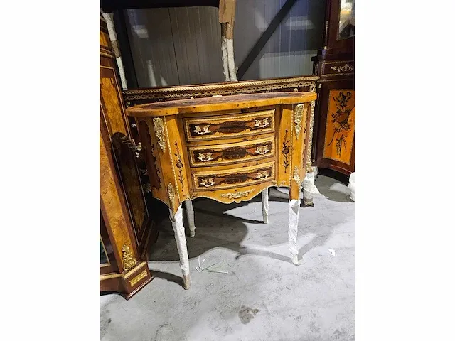 Barok curved commode - afbeelding 1 van  4