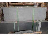Basalt gevelplaat 40x3cm gezoet, circa 46lm - afbeelding 1 van  3