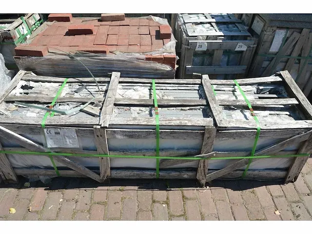 Basalt gevelplaat 40x3cm gezoet, circa 46lm - afbeelding 3 van  3