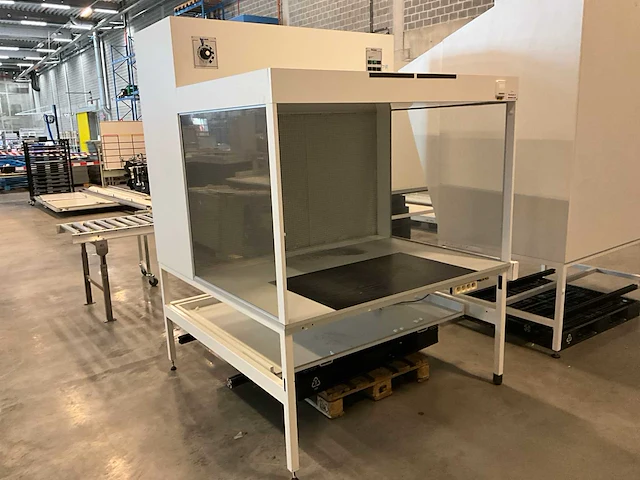 Basan 15 cs 9 flowbank - afbeelding 1 van  11