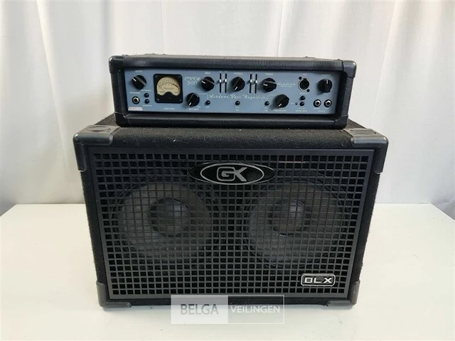 Basgitaar combo + versterker - afbeelding 1 van  6